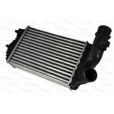 Інтеркулер THERMOTEC DAW003TT